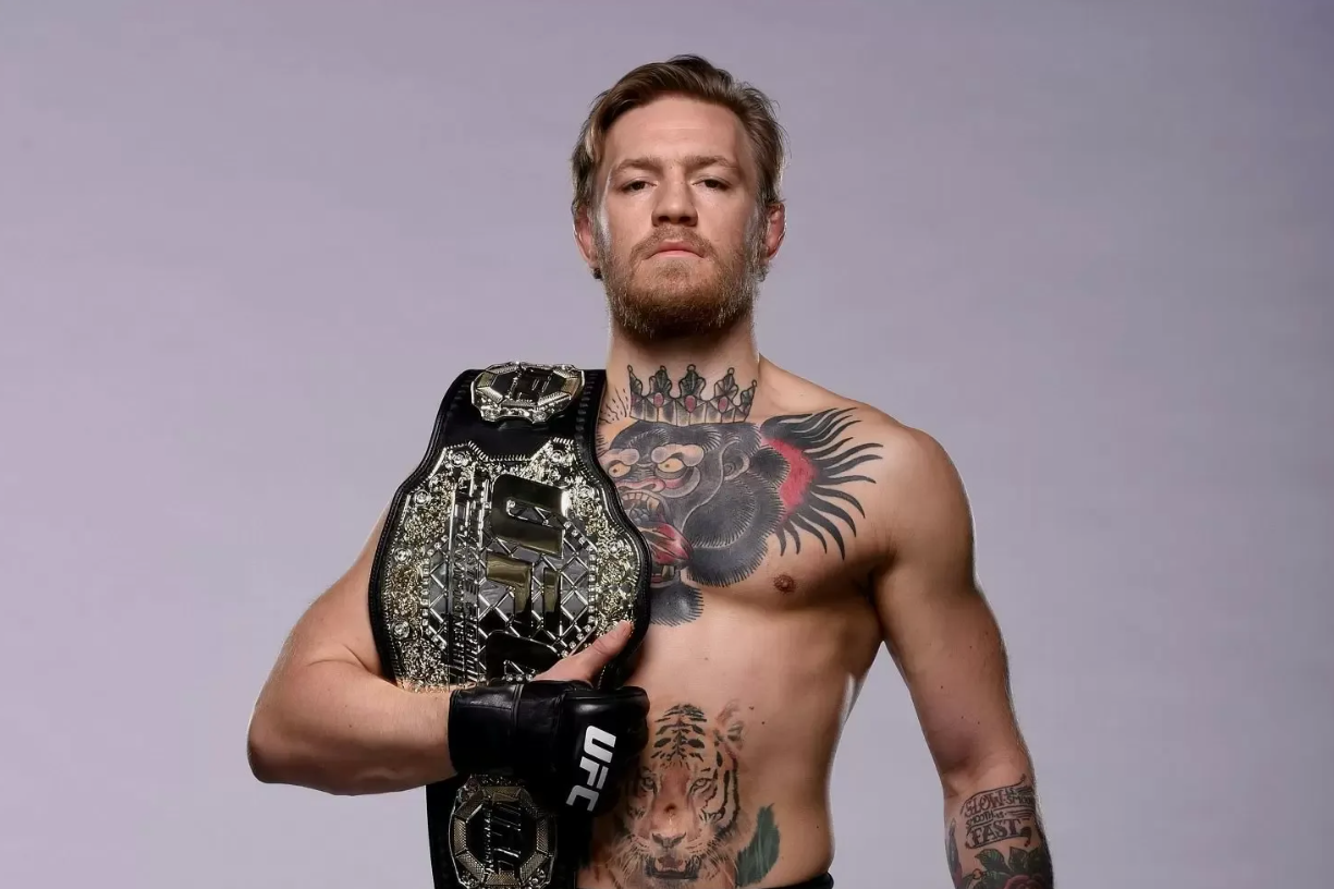 McGregor utkal v odvetném zápase s Dustinem Poirierem