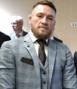 Conor začal svou MMA kariéru v lehké divizi
